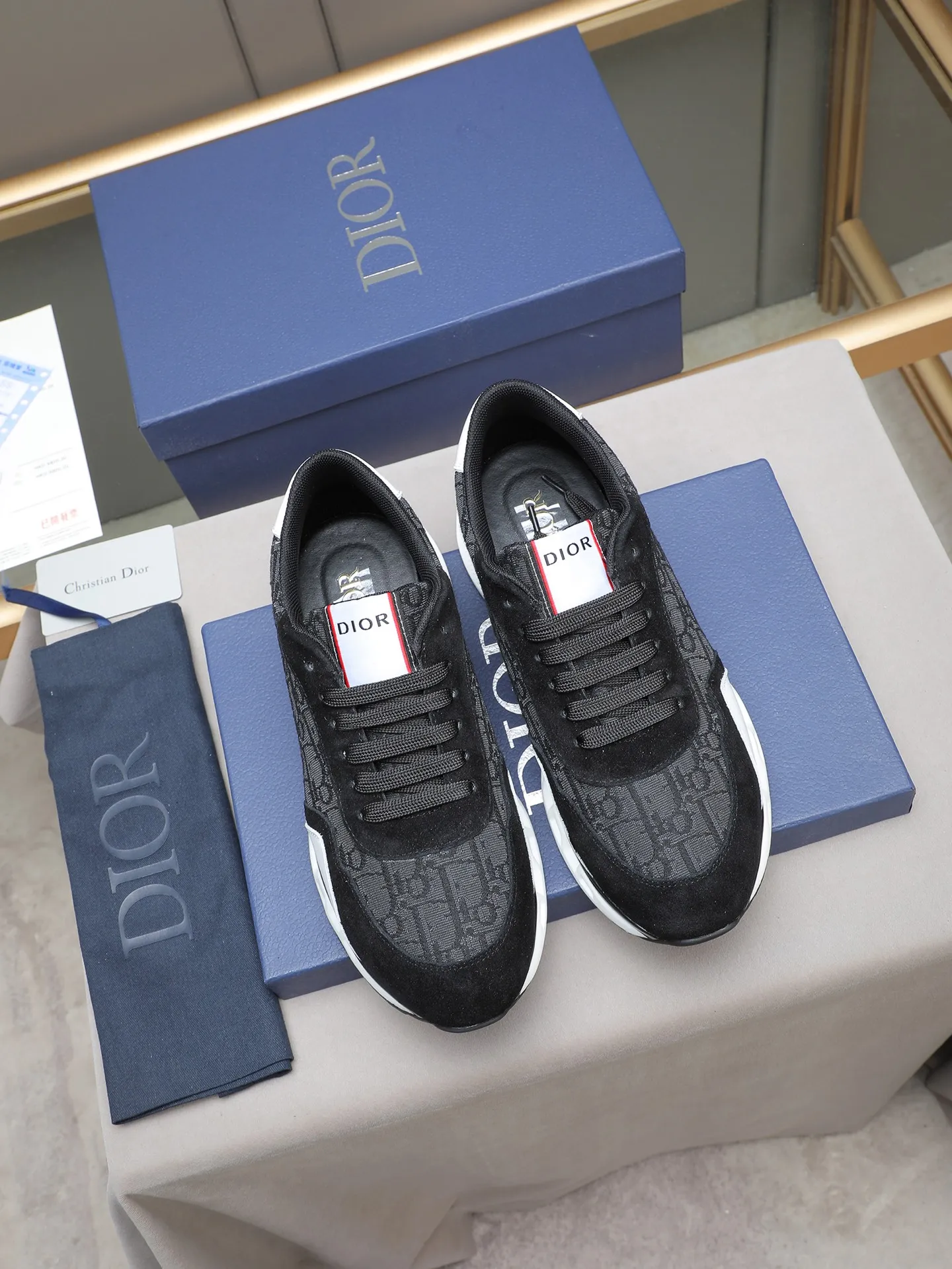 PP460 New Dior🆕The latest men's casual sports shoes, the upper is made of imported cowhide➕Dior's special material! Breathable sheepskin. The TPU blade base is lightweight and wear-resistant! Size:38-44 (45 customized)
